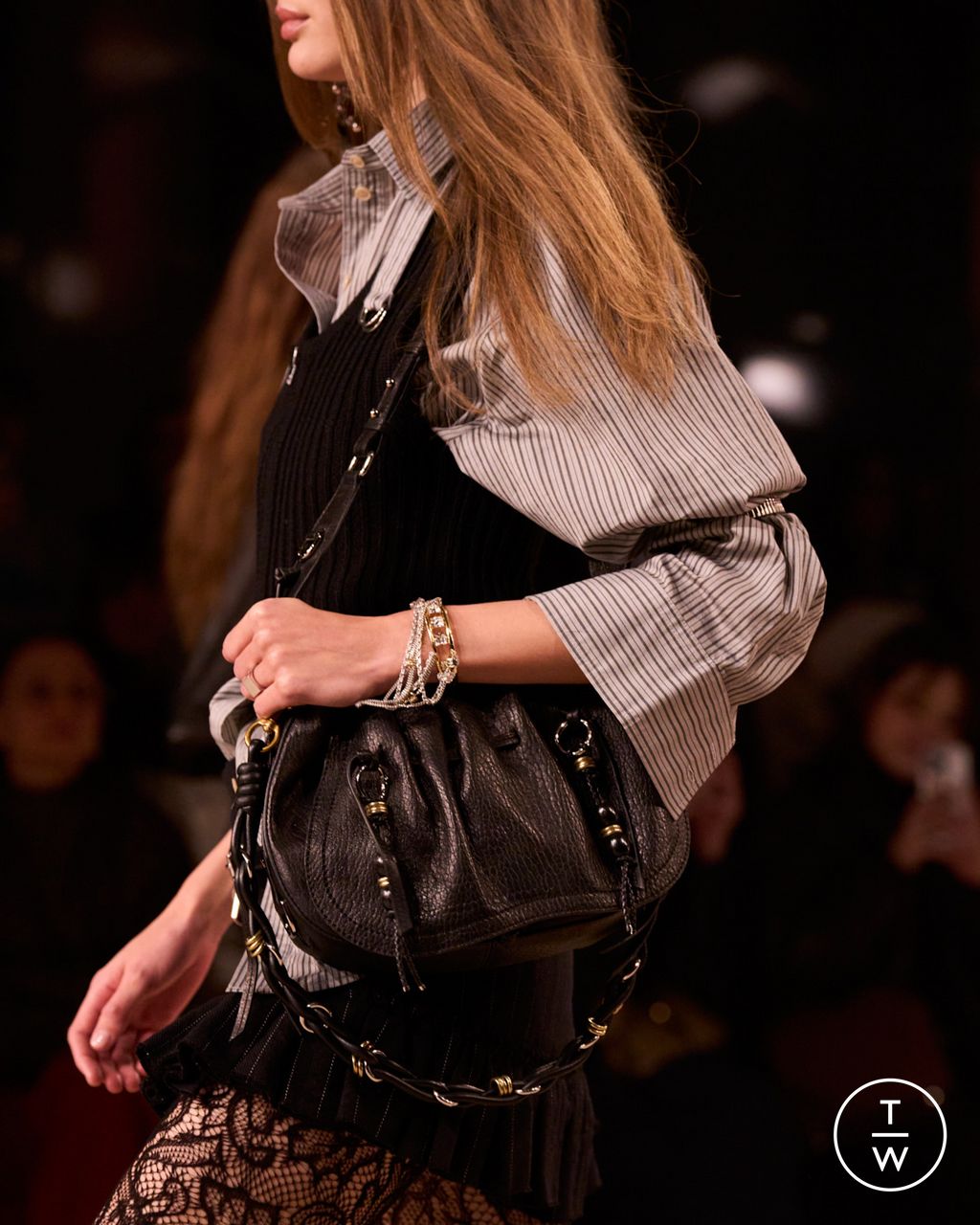 Fashion Week Paris Fall/Winter 2025 look 8 from the Isabel Marant collection womenswear accessories