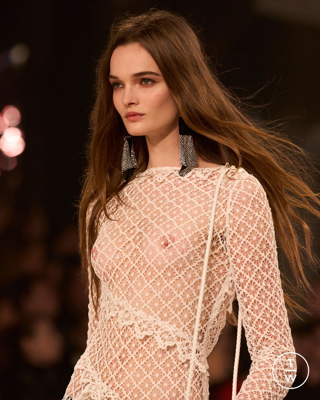 Fashion Week Paris Fall/Winter 2025 look 12 from the Isabel Marant collection womenswear accessories