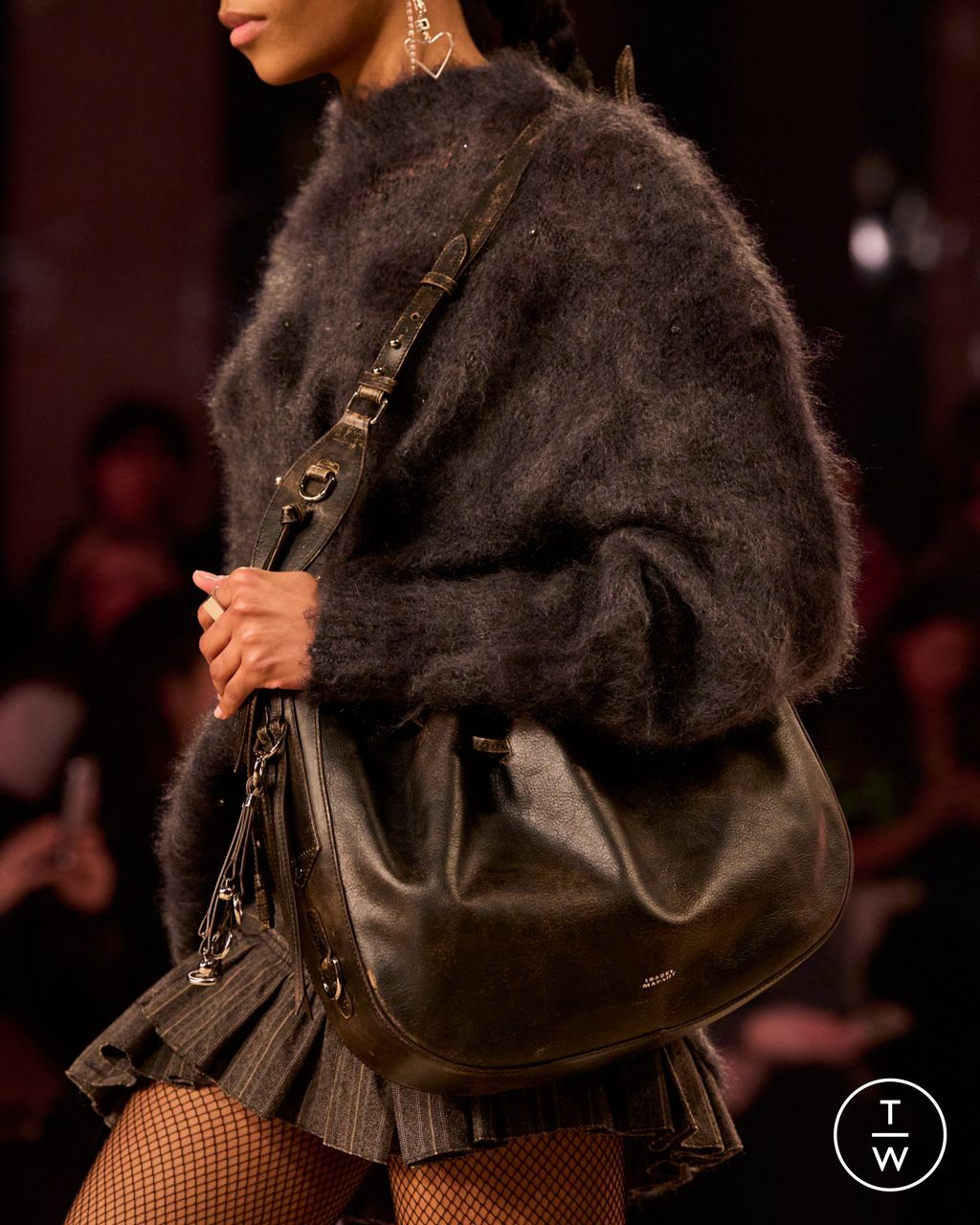 Fashion Week Paris Fall/Winter 2025 look 36 from the Isabel Marant collection womenswear accessories