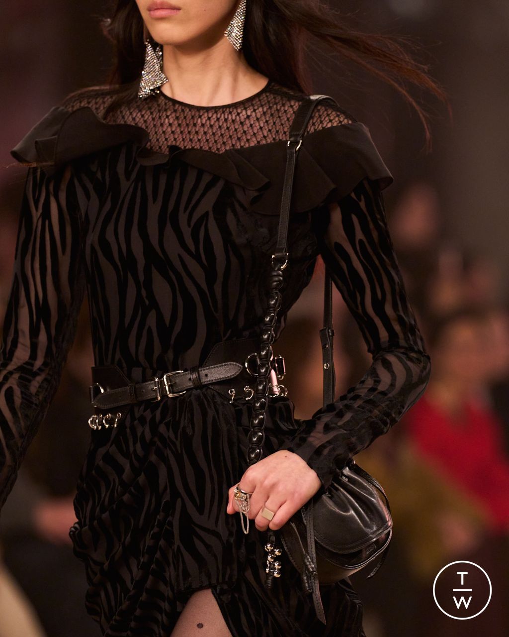 Fashion Week Paris Fall/Winter 2025 look 43 from the Isabel Marant collection womenswear accessories