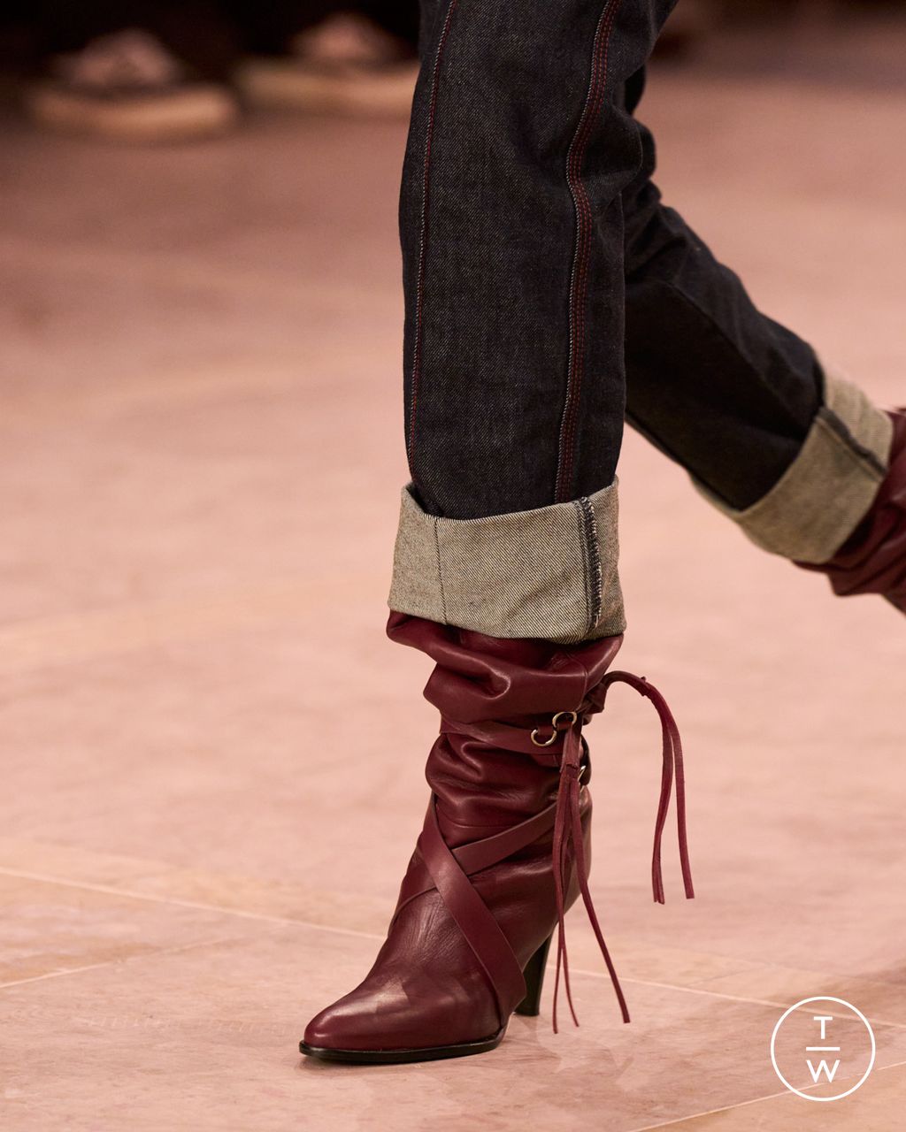 Fashion Week Paris Fall/Winter 2025 look 52 from the Isabel Marant collection womenswear accessories