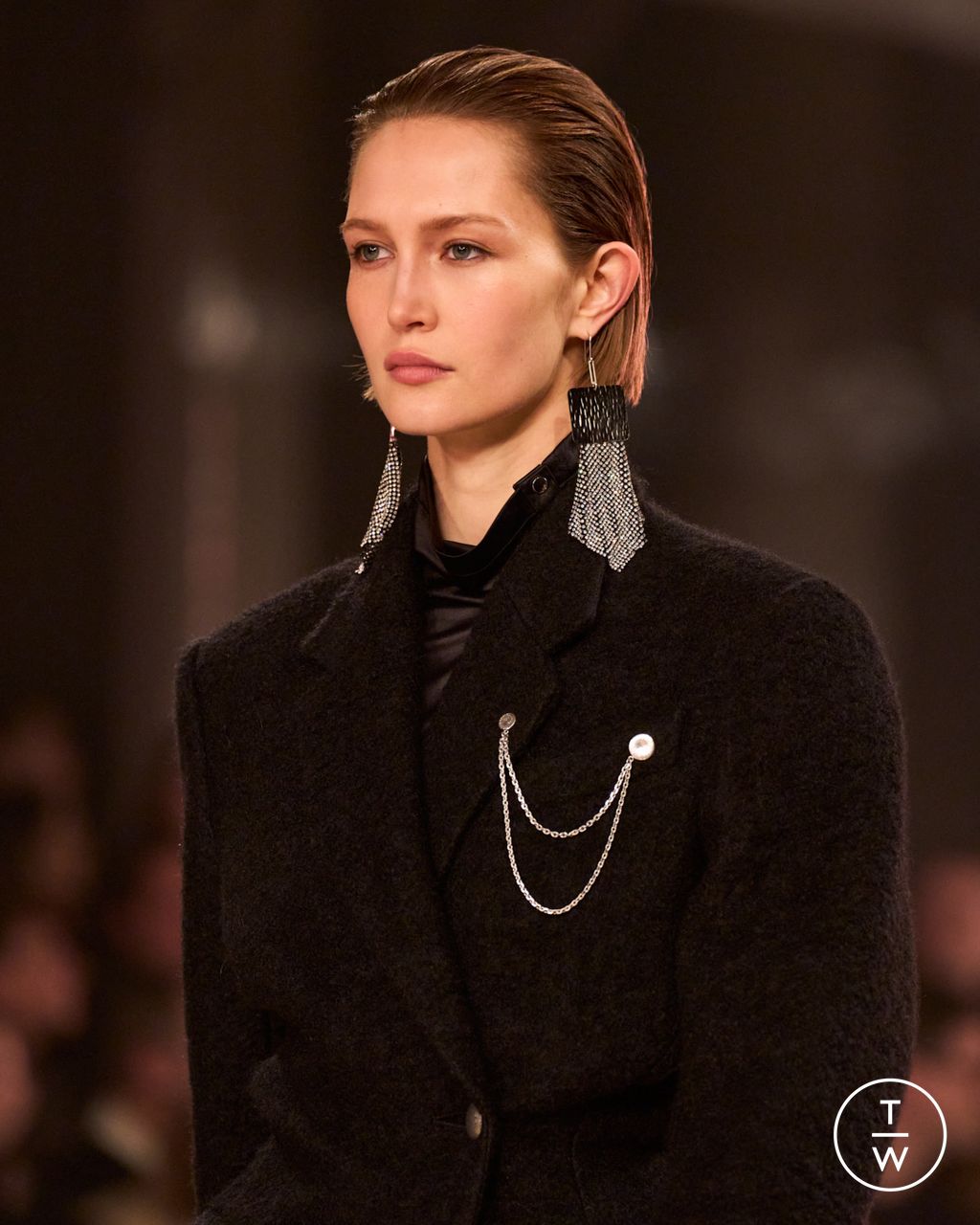 Fashion Week Paris Fall/Winter 2025 look 55 from the Isabel Marant collection womenswear accessories