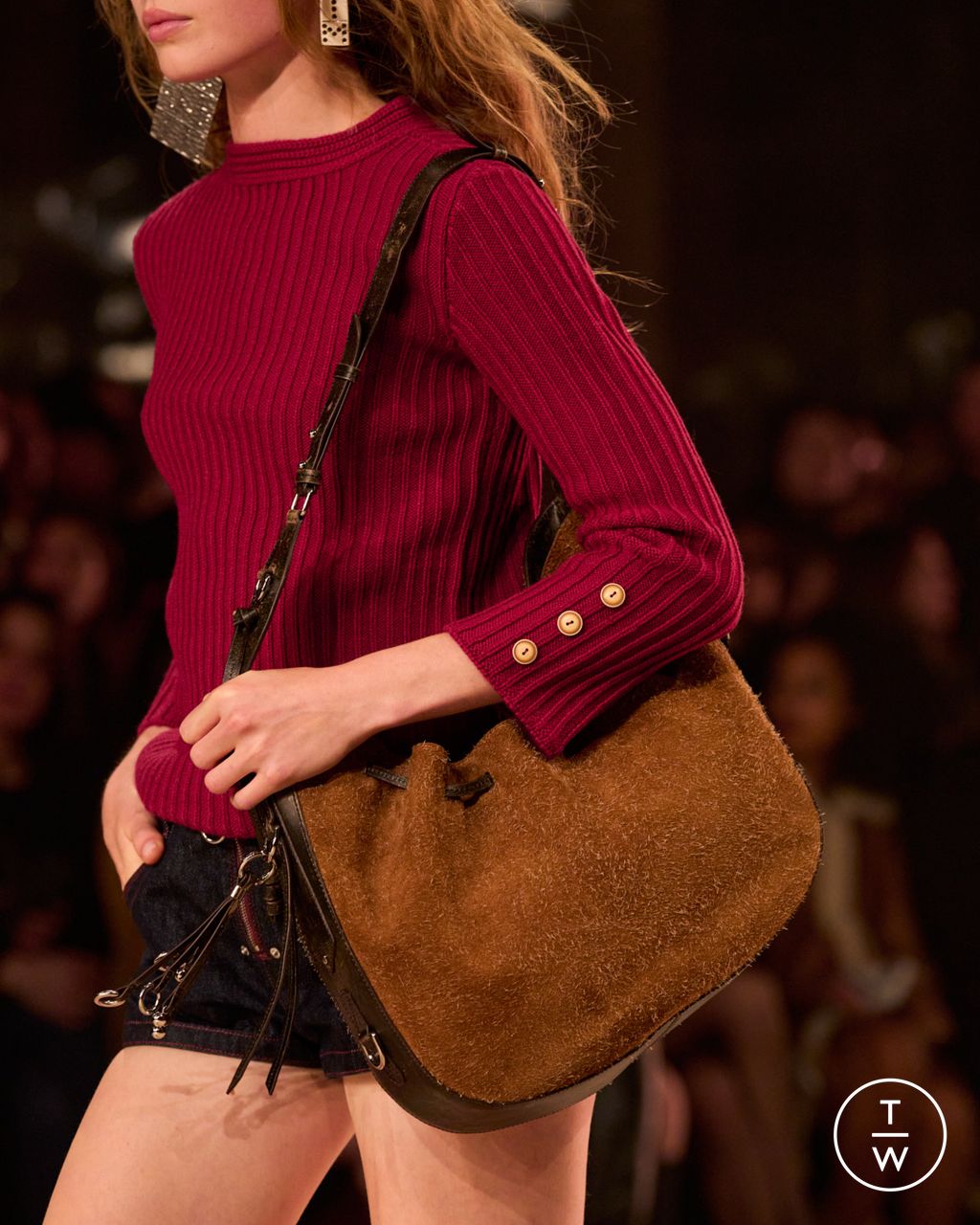 Fashion Week Paris Fall/Winter 2025 look 72 from the Isabel Marant collection womenswear accessories