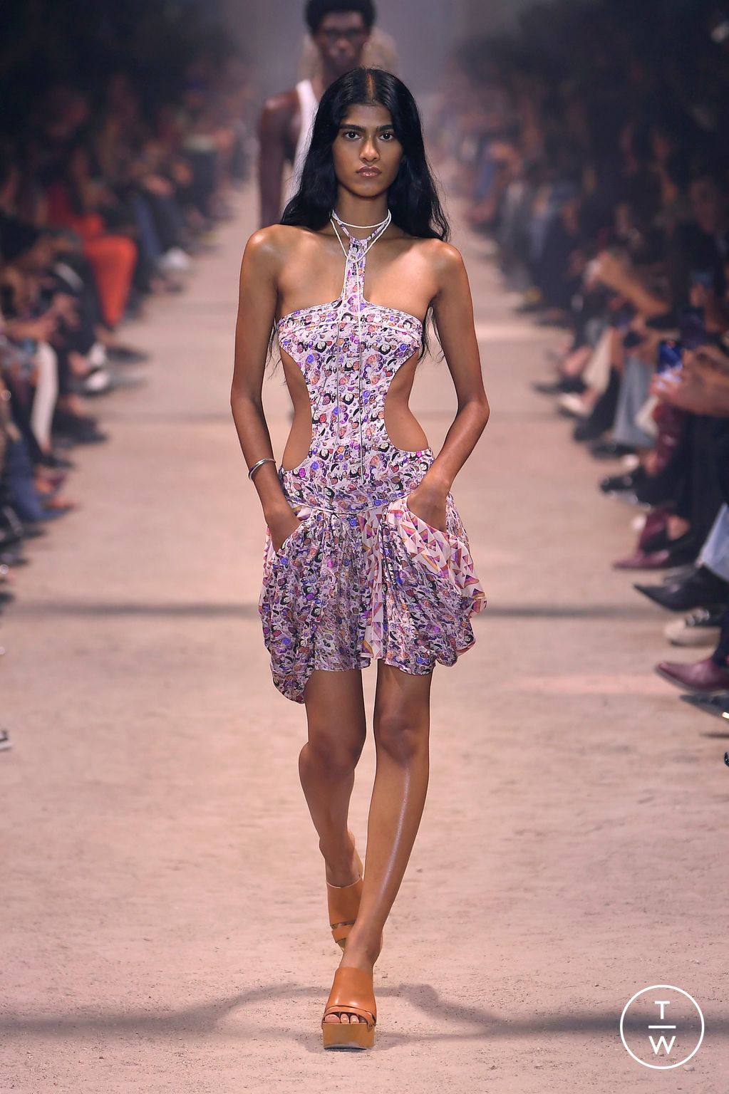 Fashion Week Paris Spring/Summer 2024 look 23 from the Isabel Marant collection 女装