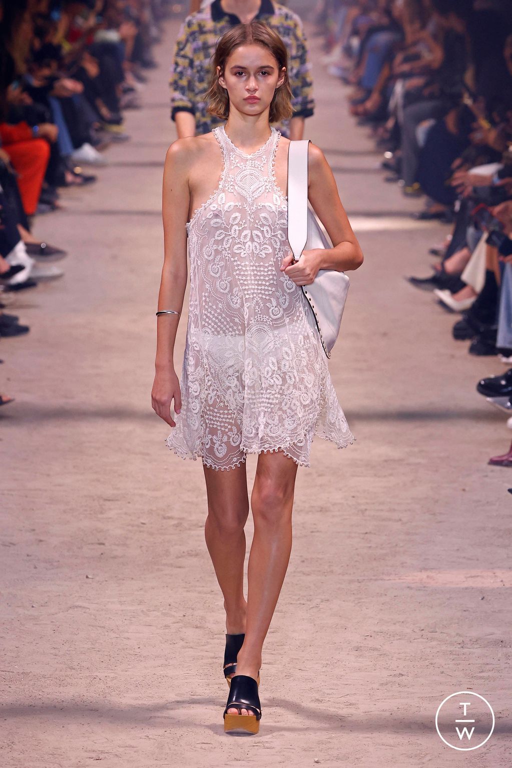 Fashion Week Paris Spring/Summer 2024 look 25 de la collection Isabel Marant womenswear