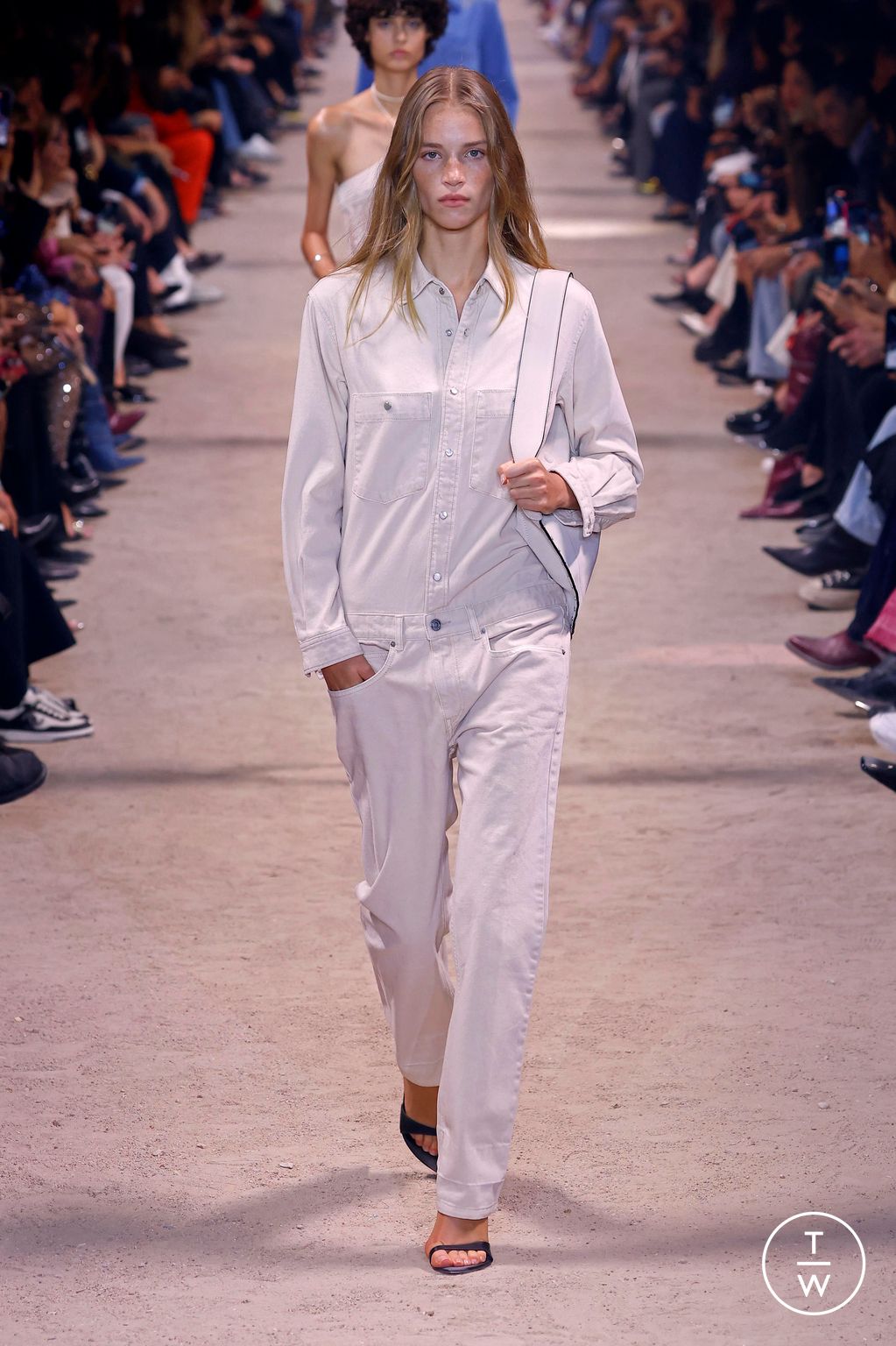 Fashion Week Paris Spring/Summer 2024 look 30 de la collection Isabel Marant womenswear