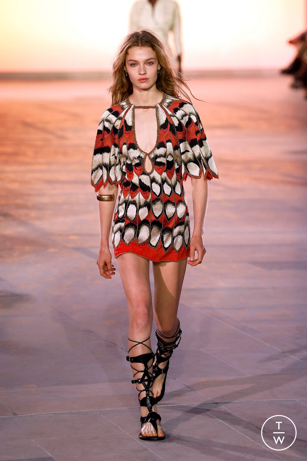 Fashion Week Paris Spring/Summer 2025 look 5 from the Isabel Marant collection womenswear