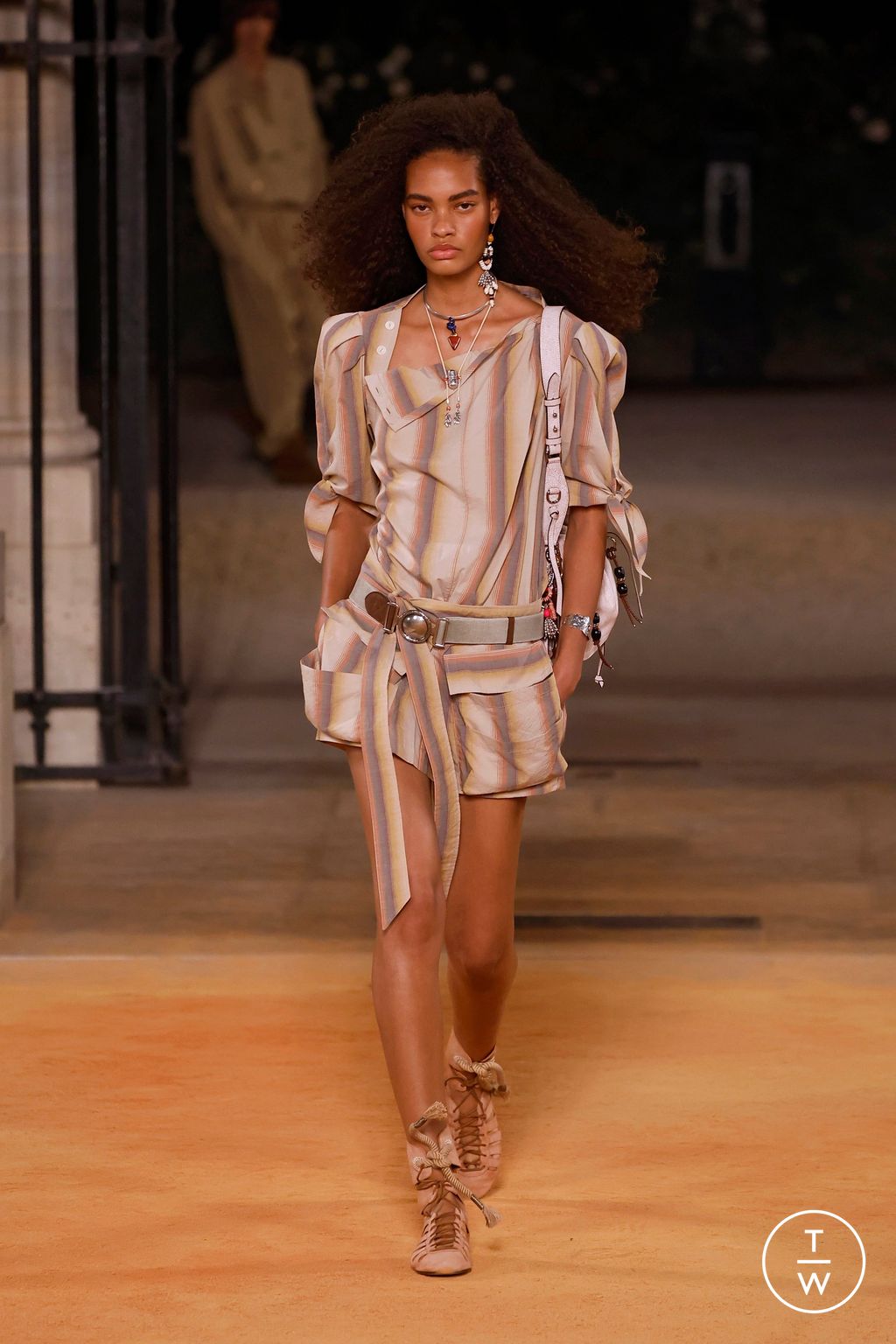 Fashion Week Paris Spring/Summer 2026 look 14 de la collection Isabel Marant womenswear