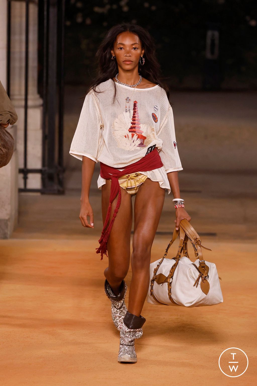 Fashion Week Paris Spring/Summer 2026 look 34 from the Isabel Marant collection womenswear