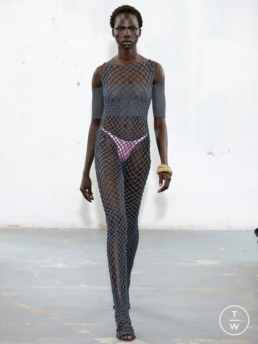 Fashion Week Paris Spring/Summer 2024 look 5 from the Isa Boulder collection womenswear