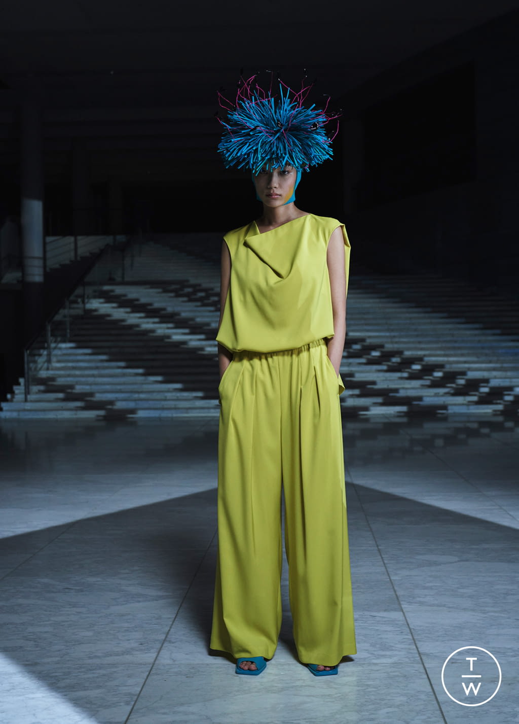 Fashion Week Paris Spring/Summer 2022 look 39 from the Issey Miyake collection womenswear