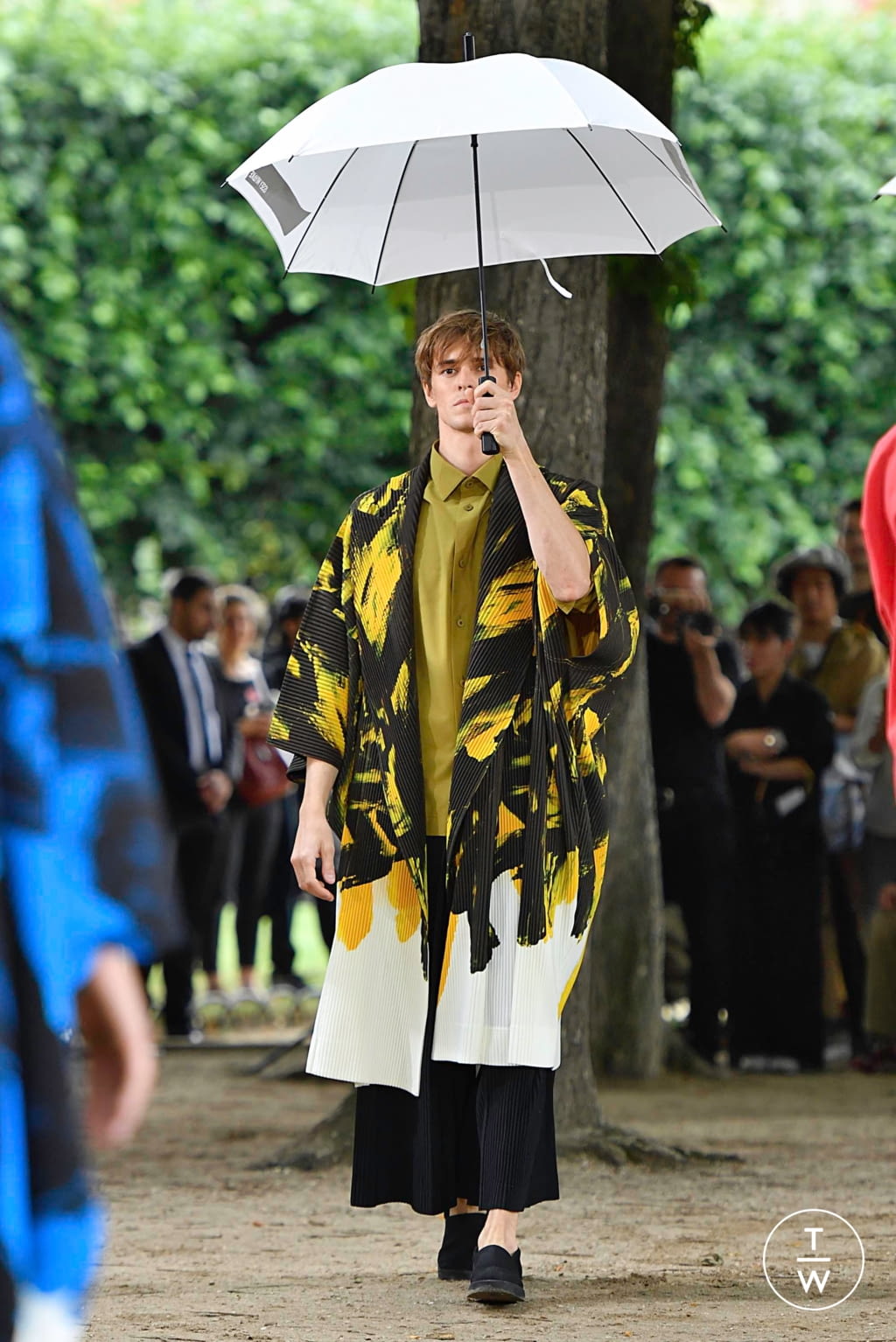 Fashion Week Paris Spring/Summer 2020 look 42 from the Issey Miyake Men collection menswear