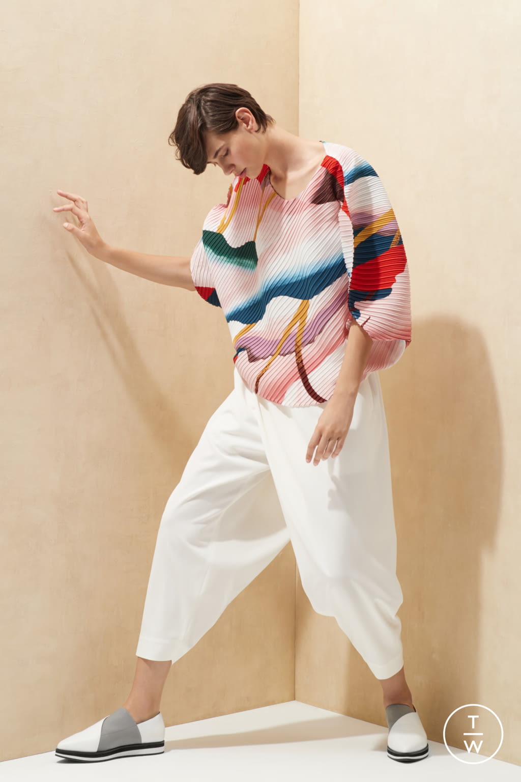 Fashion Week Paris Resort 2019 look 22 de la collection Issey Miyake womenswear