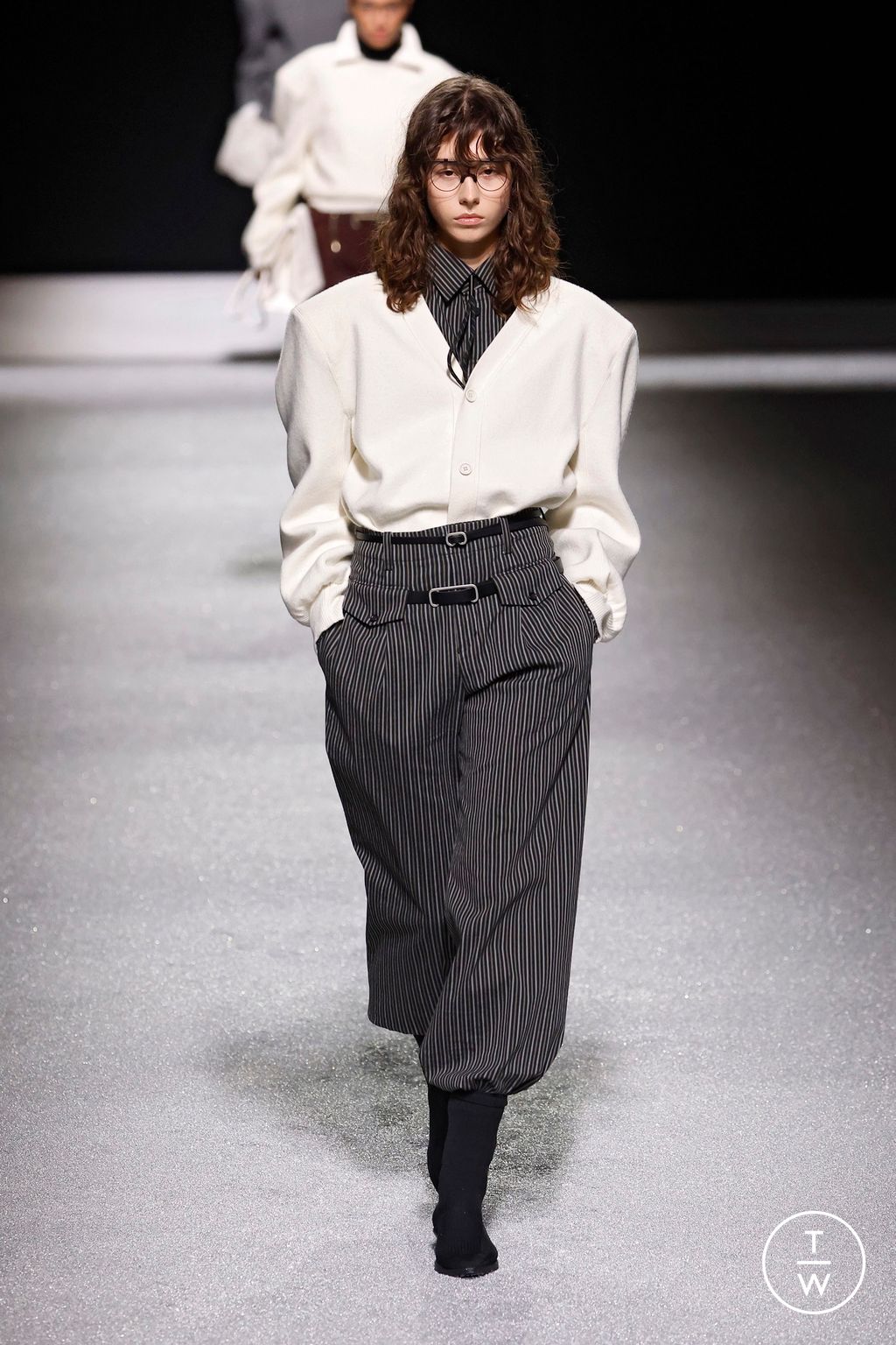 Fashion Week Paris Fall/Winter 2026 look 12 from the Issey Miyake collection womenswear