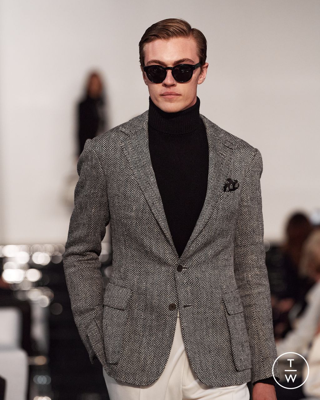 Fashion Week New York Fall/Winter 2022 look 1 de la collection Ralph Lauren menswear accessories
