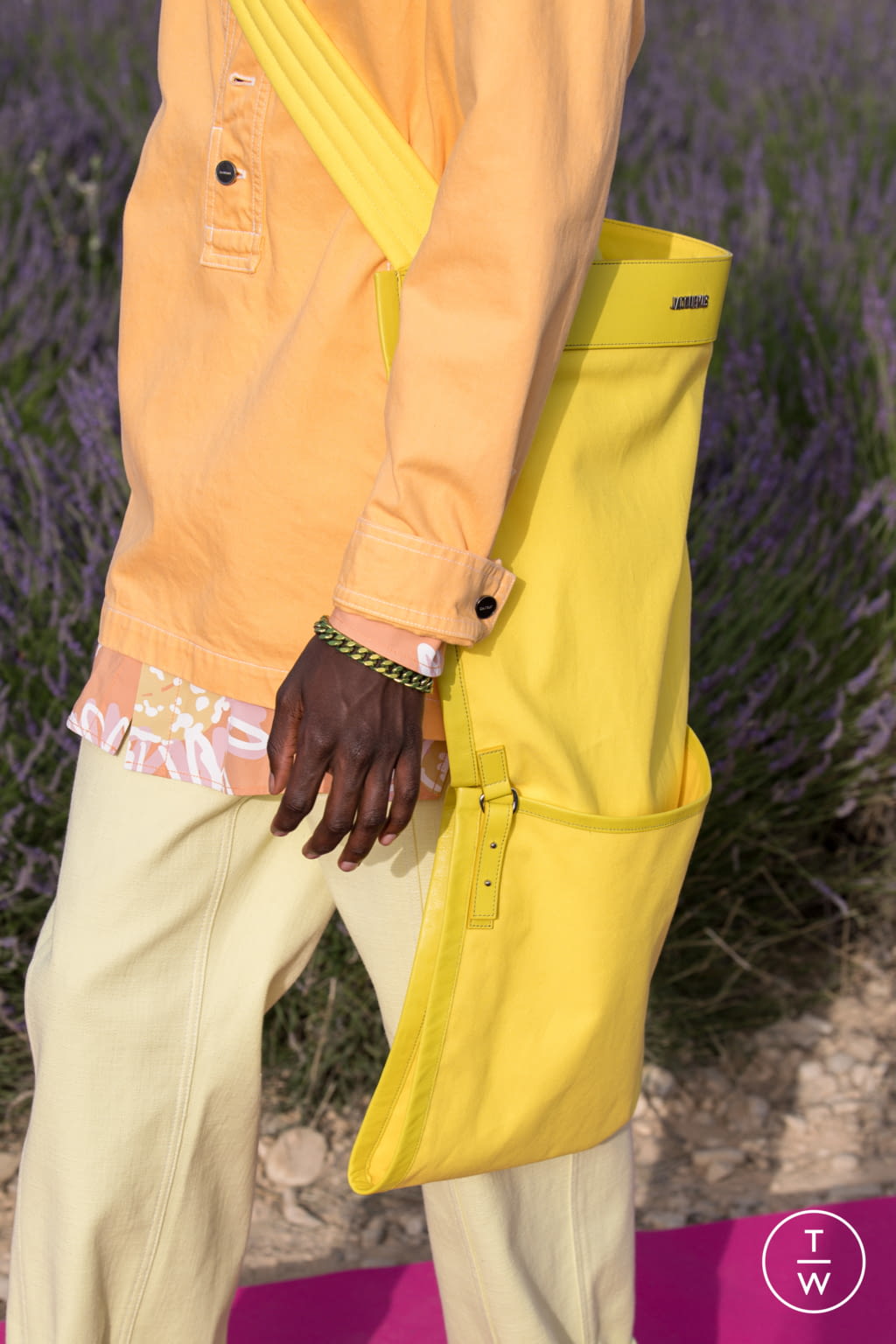 Fashion Week Paris Spring/Summer 2020 look 16 from the Jacquemus collection menswear accessories