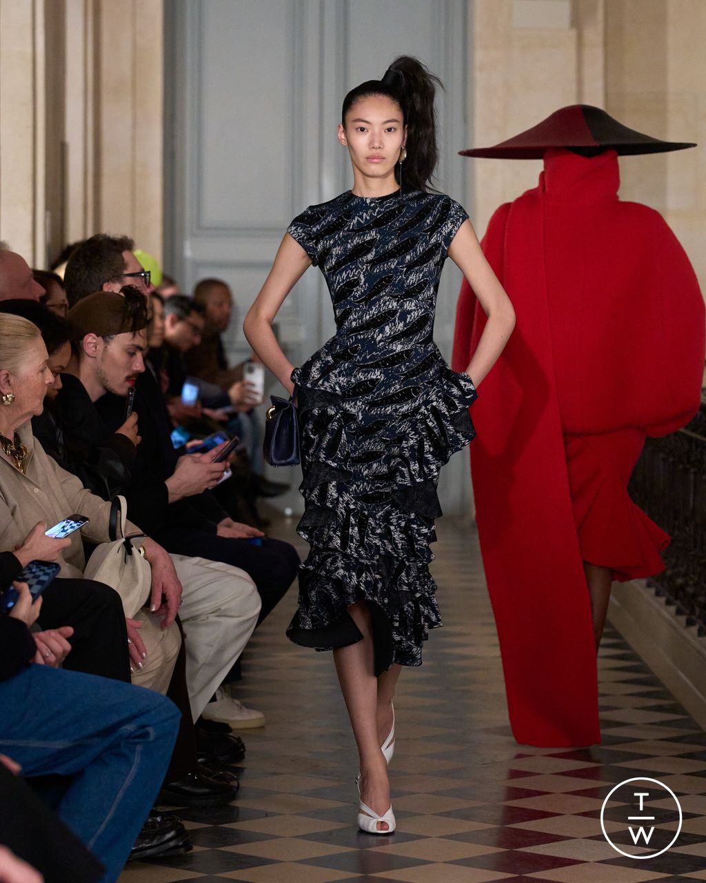 Fashion Week Paris Fall/Winter 2026 look 22 de la collection Jacquemus menswear