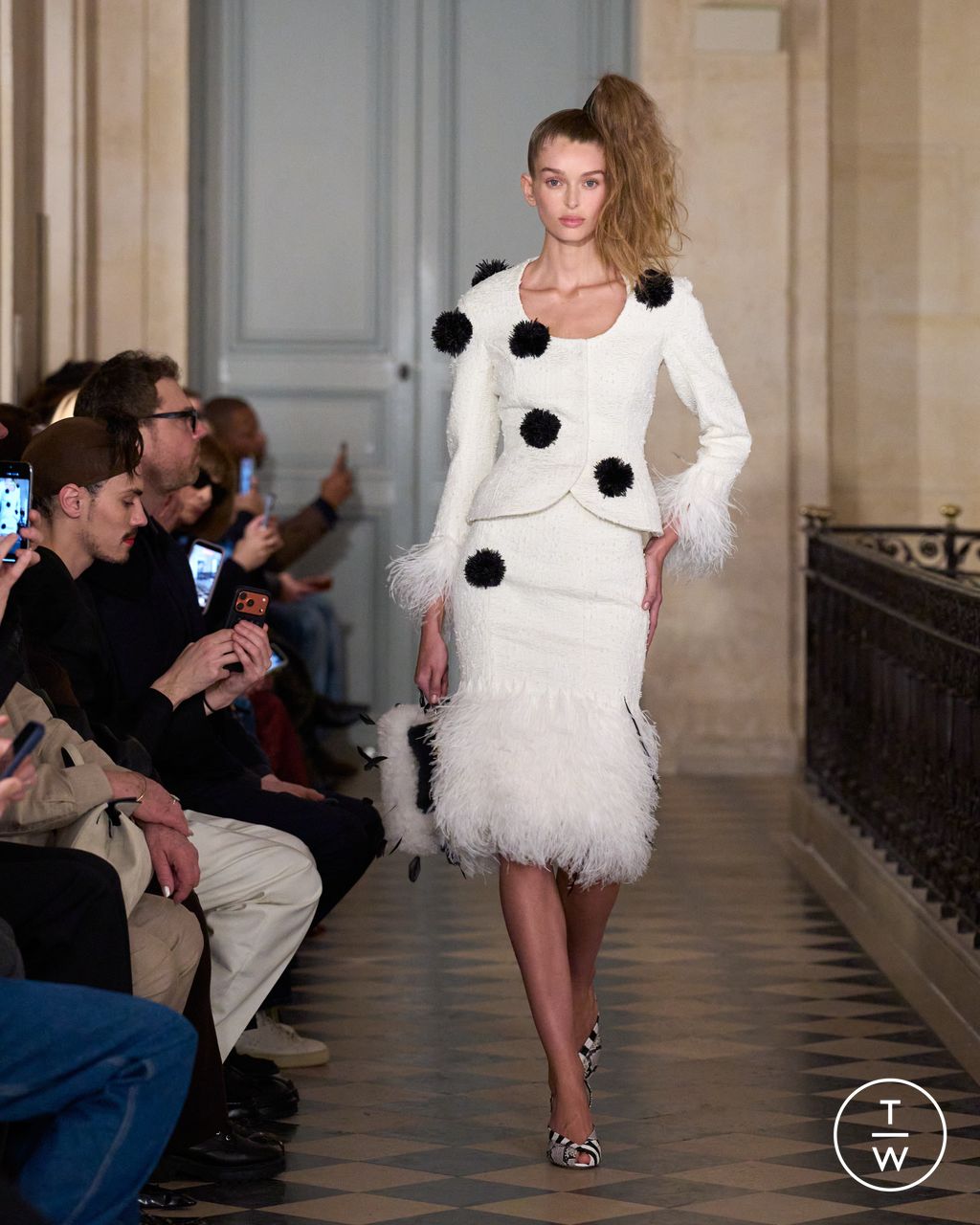 Fashion Week Paris Fall/Winter 2026 look 46 de la collection Jacquemus menswear