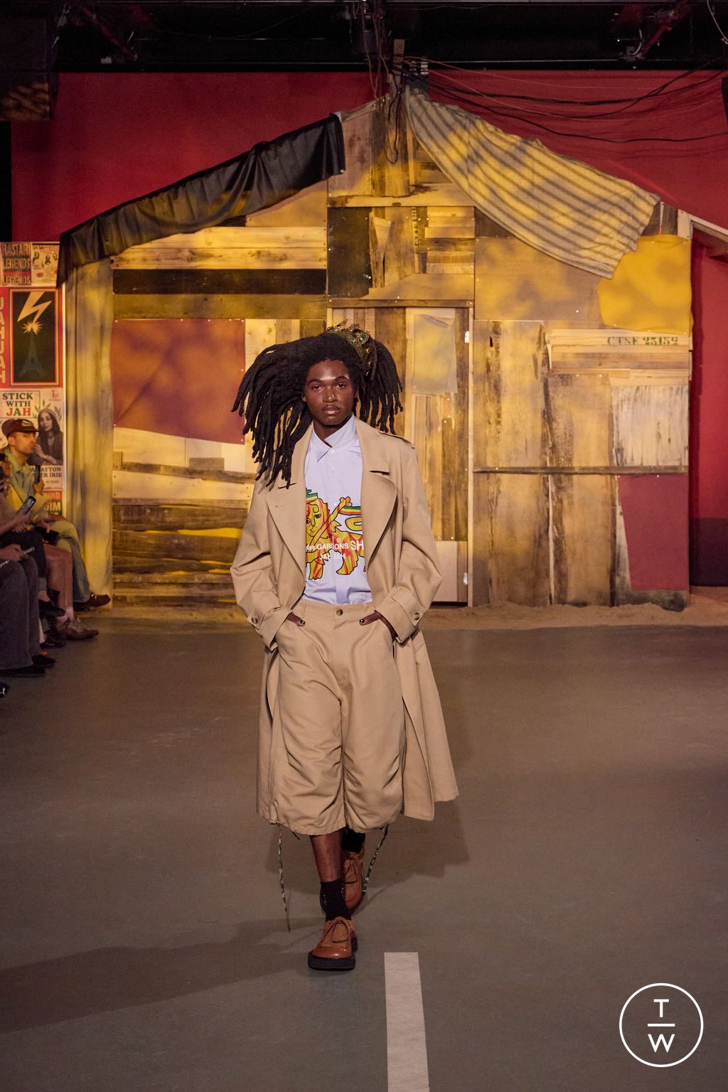 Fashion Week Paris Spring/Summer 2026 look 1 from the JAH JAH collection menswear