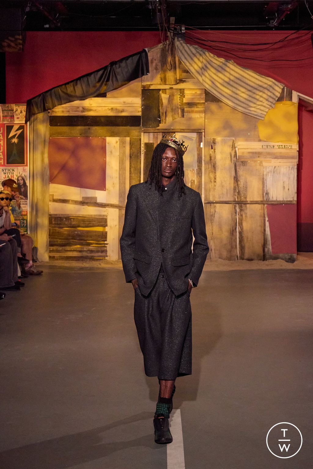 Fashion Week Paris Spring/Summer 2026 look 3 from the JAH JAH collection menswear