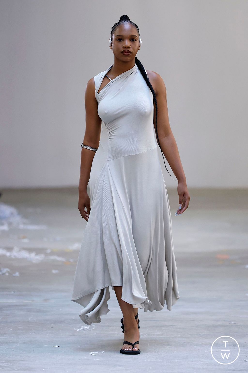 Fashion Week New York Spring-Summer 2025 look 20 from the Jane Wade collection 女装