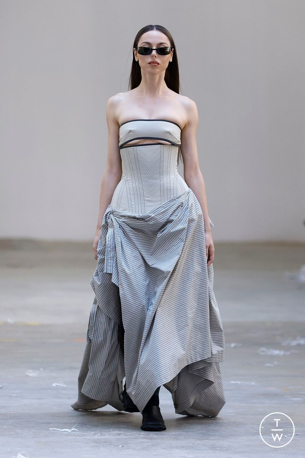 Fashion Week New York Spring-Summer 2025 look 28 from the Jane Wade collection 女装