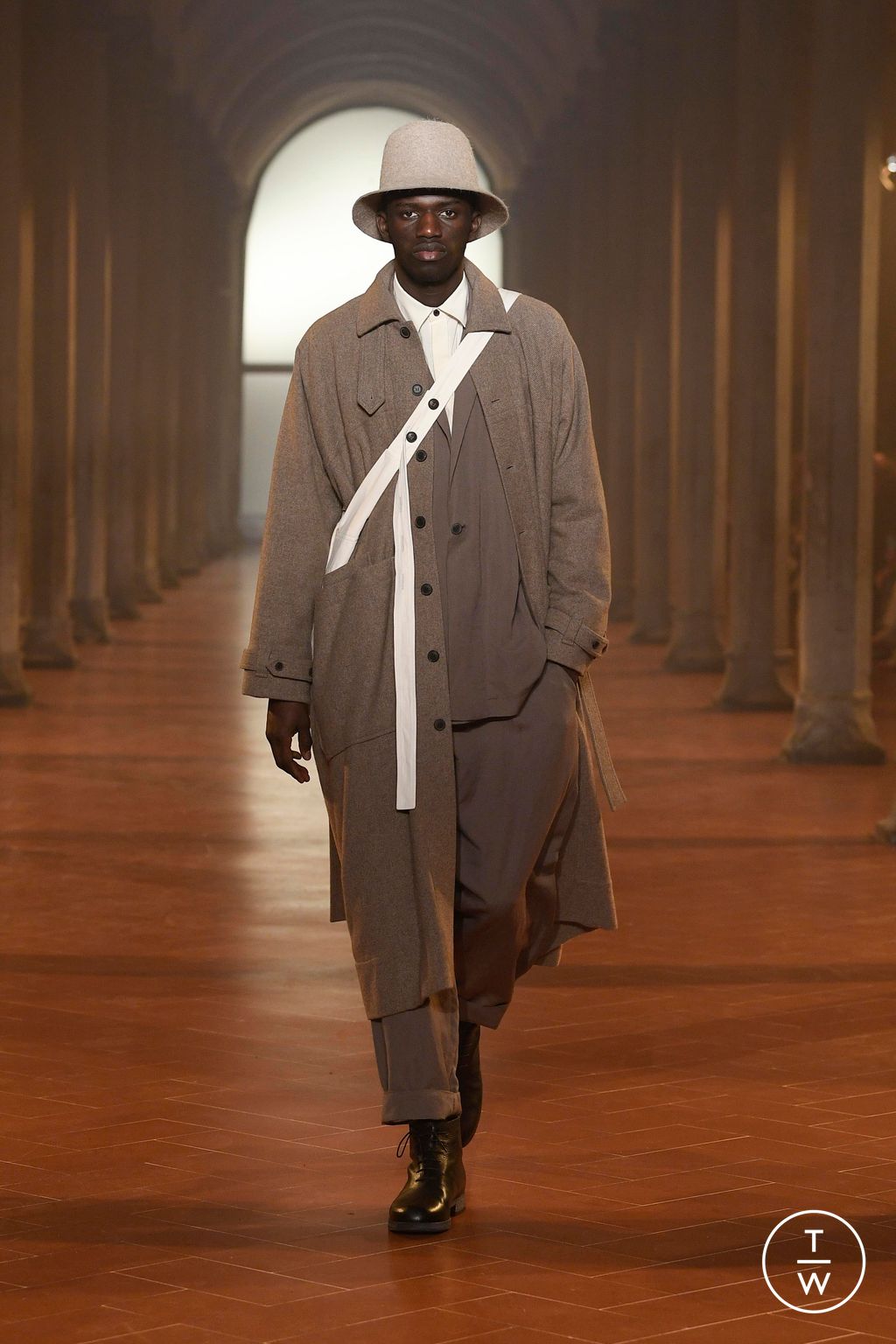 Fashion Week Florence - Pitti Fall/Winter 2023 look 9 from the Jan-Jan Van Essche collection menswear