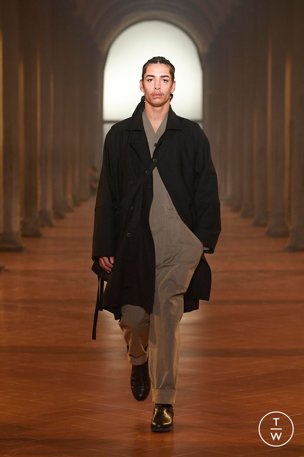 Fashion Week Florence - Pitti Fall/Winter 2023 look 20 from the Jan-Jan Van Essche collection menswear