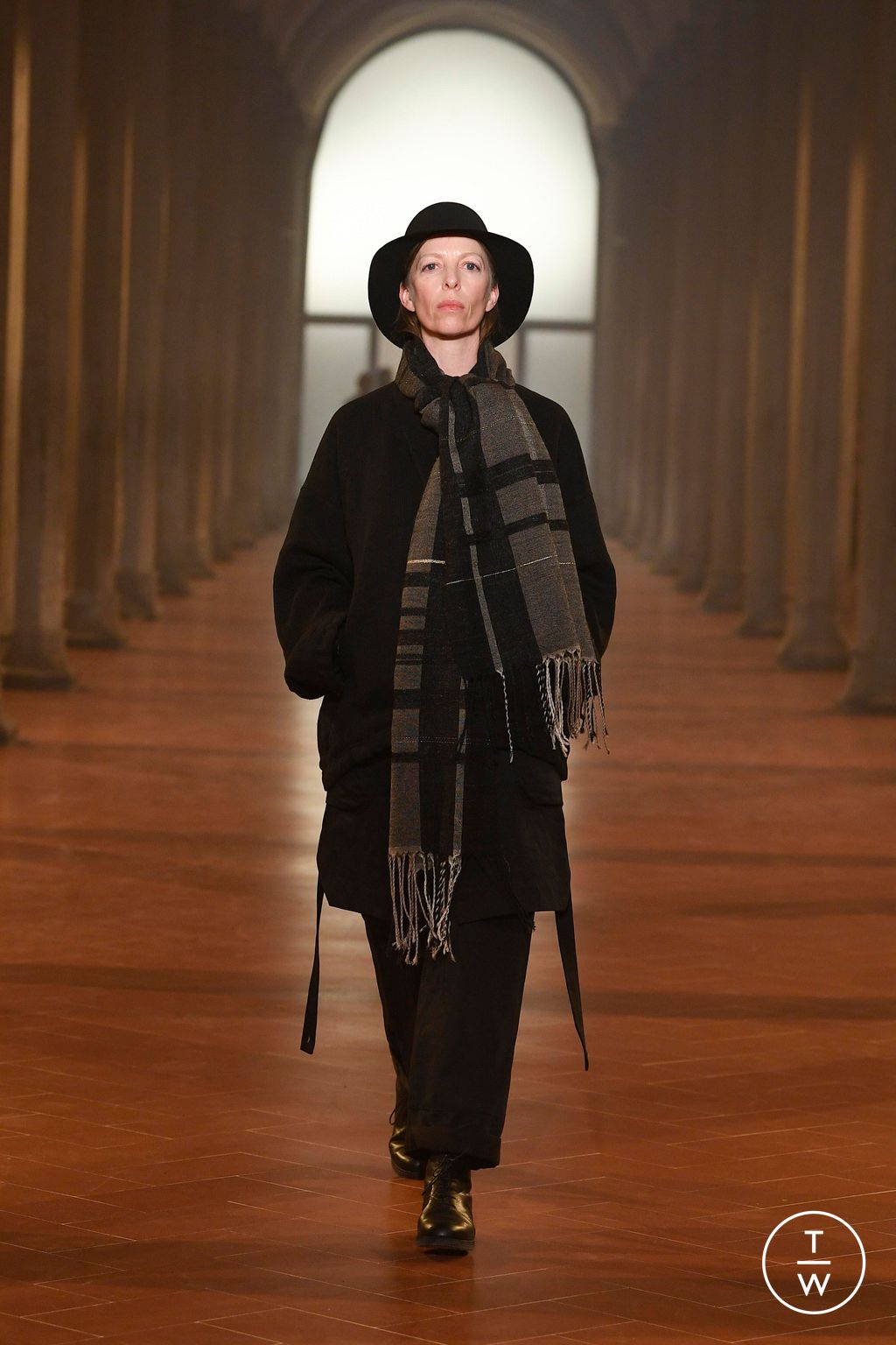 Fashion Week Florence - Pitti Fall/Winter 2023 look 27 from the Jan-Jan Van Essche collection 男装