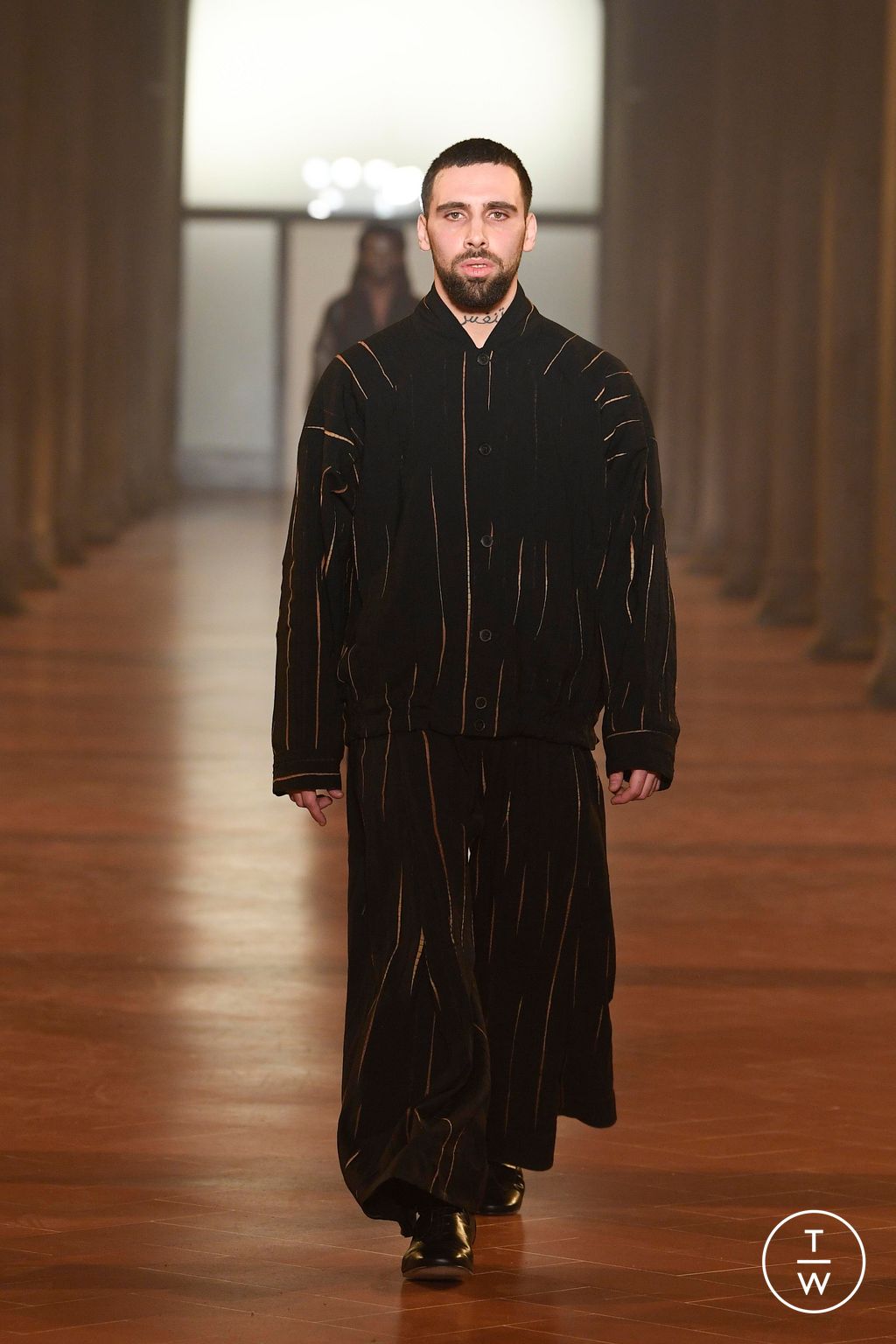 Fashion Week Florence - Pitti Fall/Winter 2023 look 29 from the Jan-Jan Van Essche collection menswear