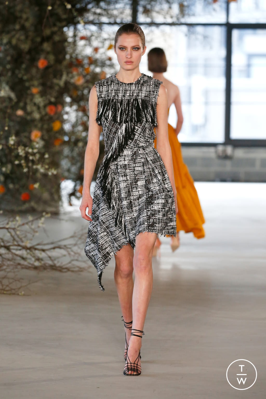 Fashion Week New York Fall/Winter 2022 look 6 from the Jason Wu collection womenswear