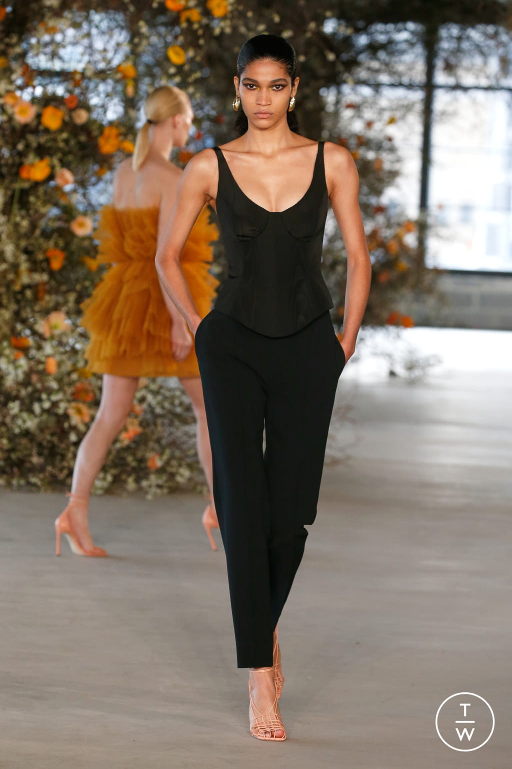 Fashion Week New York Fall/Winter 2022 look 13 from the Jason Wu collection womenswear