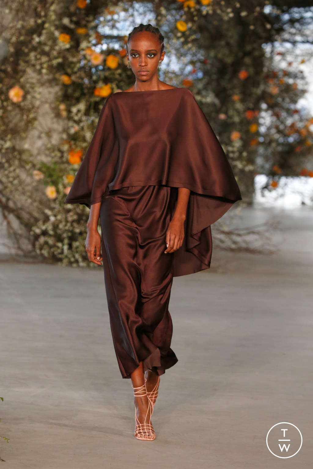 Fashion Week New York Fall/Winter 2022 look 23 de la collection Jason Wu womenswear
