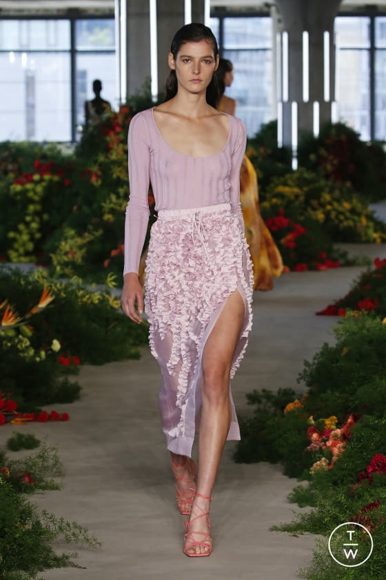 Fashion Week New York Spring/Summer 2022 look 15 de la collection Jason Wu womenswear