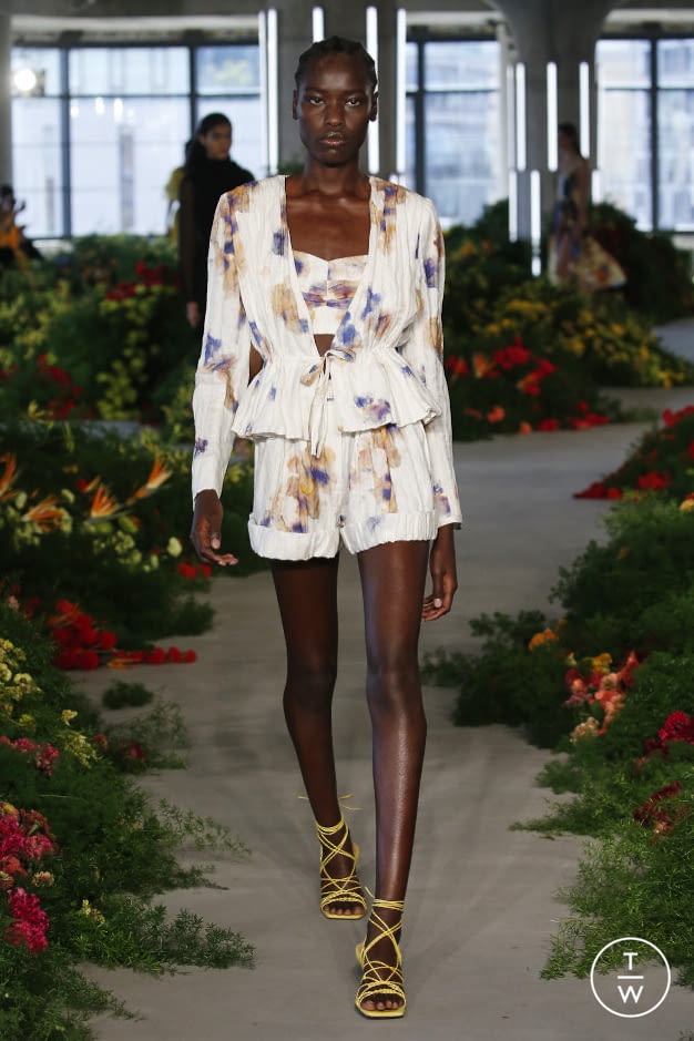 Fashion Week New York Spring/Summer 2022 look 26 from the Jason Wu collection womenswear
