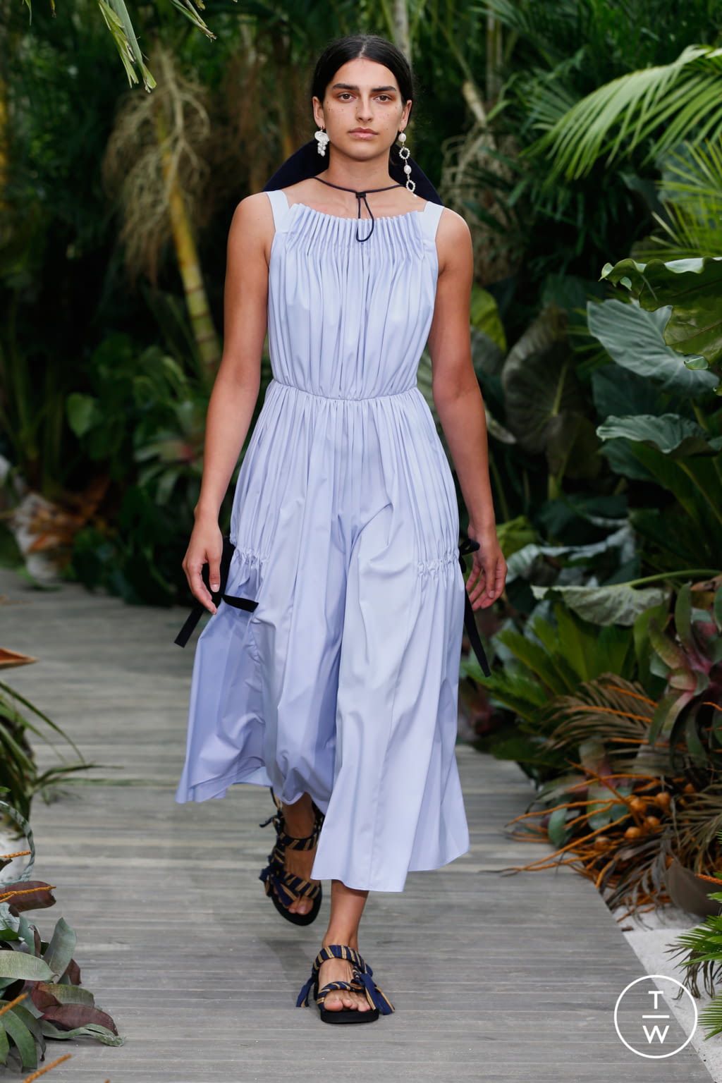 Fashion Week New York Spring/Summer 2021 look 14 from the Jason Wu collection womenswear