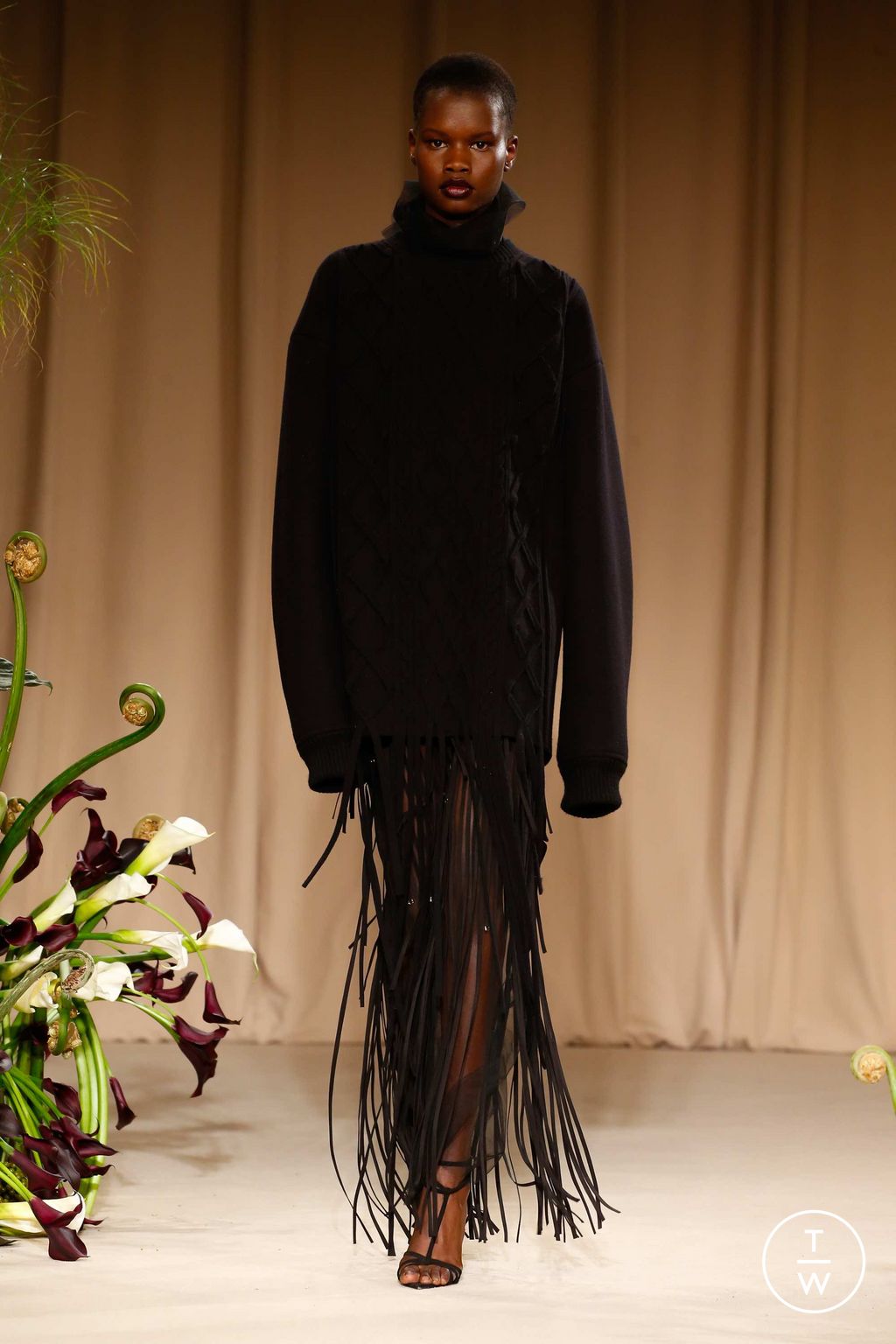 Fashion Week New York Fall/Winter 2023 look 6 de la collection Jason Wu womenswear