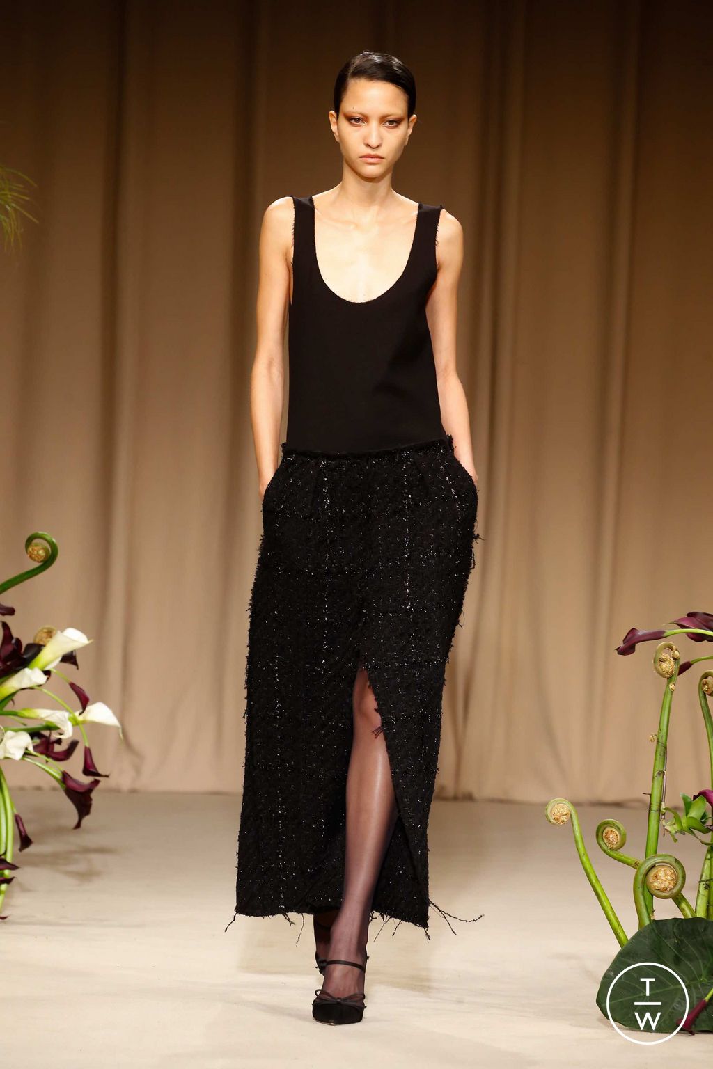 Fashion Week New York Fall/Winter 2023 look 7 from the Jason Wu collection womenswear