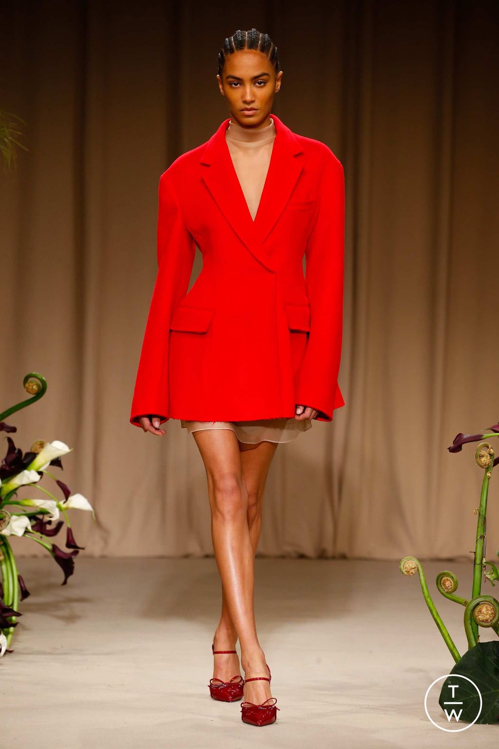 Fashion Week New York Fall/Winter 2023 look 18 from the Jason Wu collection womenswear