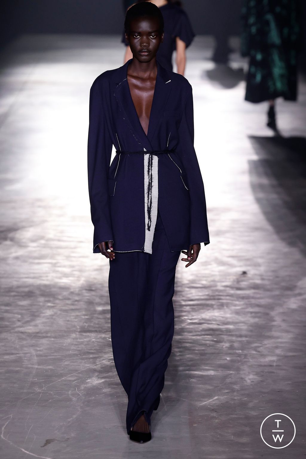 Fashion Week New York Fall/Winter 2024 look 5 from the Jason Wu collection womenswear
