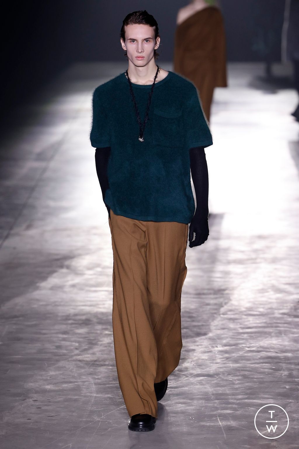 Fashion Week New York Fall/Winter 2024 look 7 de la collection Jason Wu womenswear