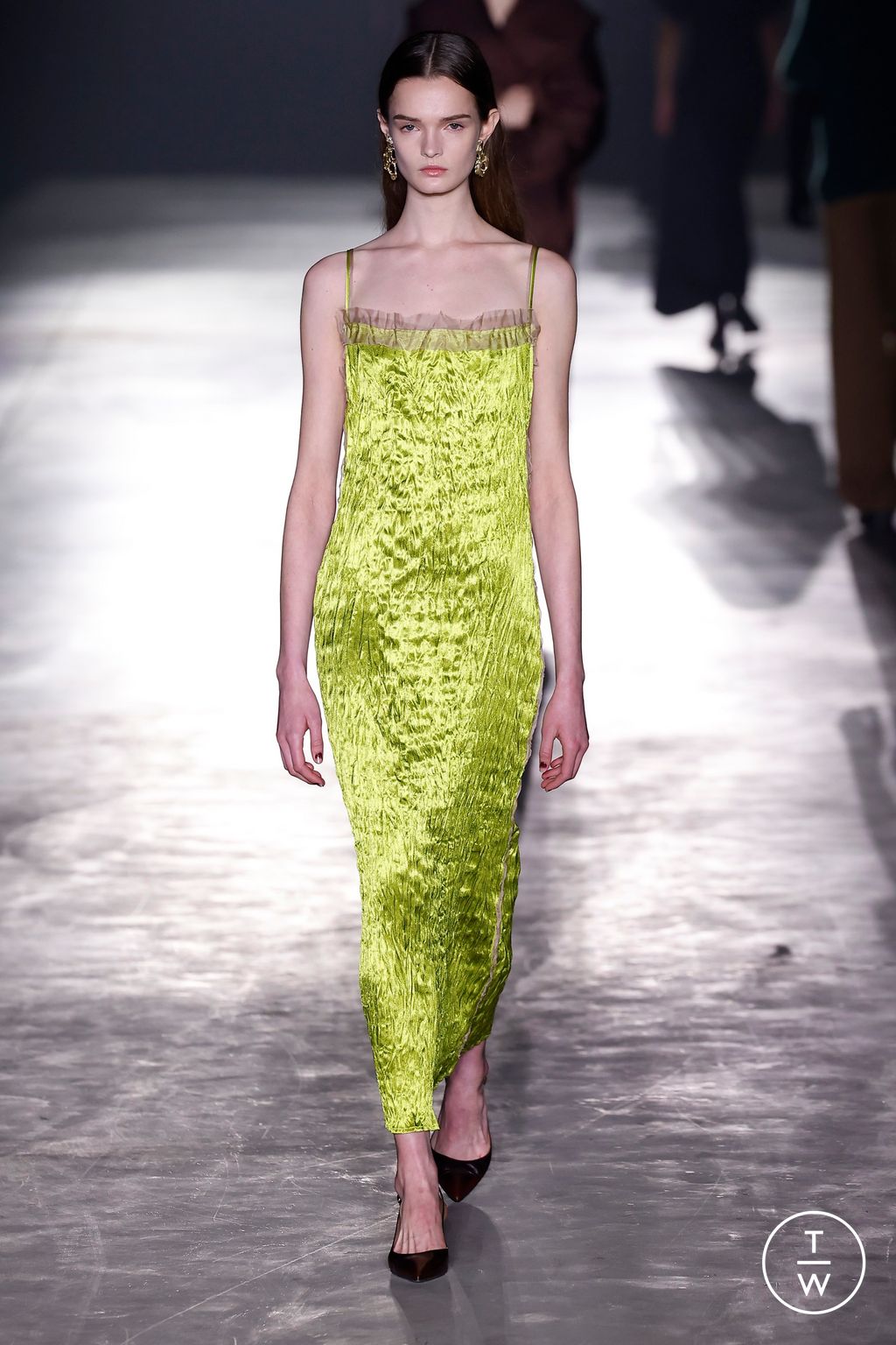 Fashion Week New York Fall/Winter 2024 look 9 de la collection Jason Wu womenswear
