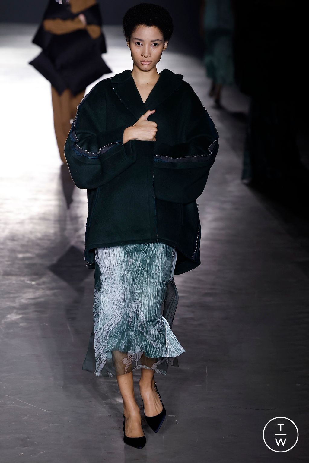 Fashion Week New York Fall/Winter 2024 look 23 from the Jason Wu collection 女装