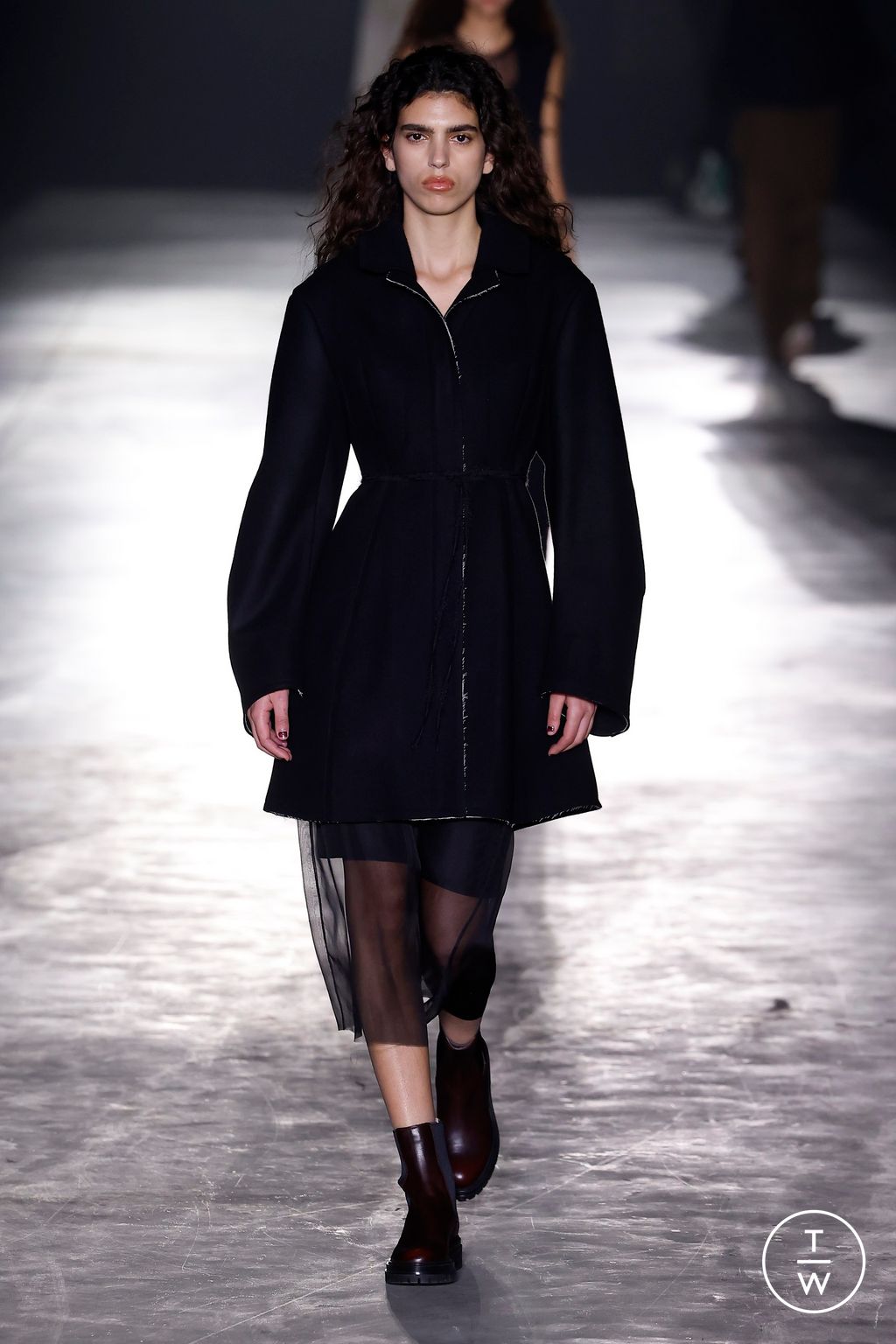 Fashion Week New York Fall/Winter 2024 look 26 from the Jason Wu collection womenswear