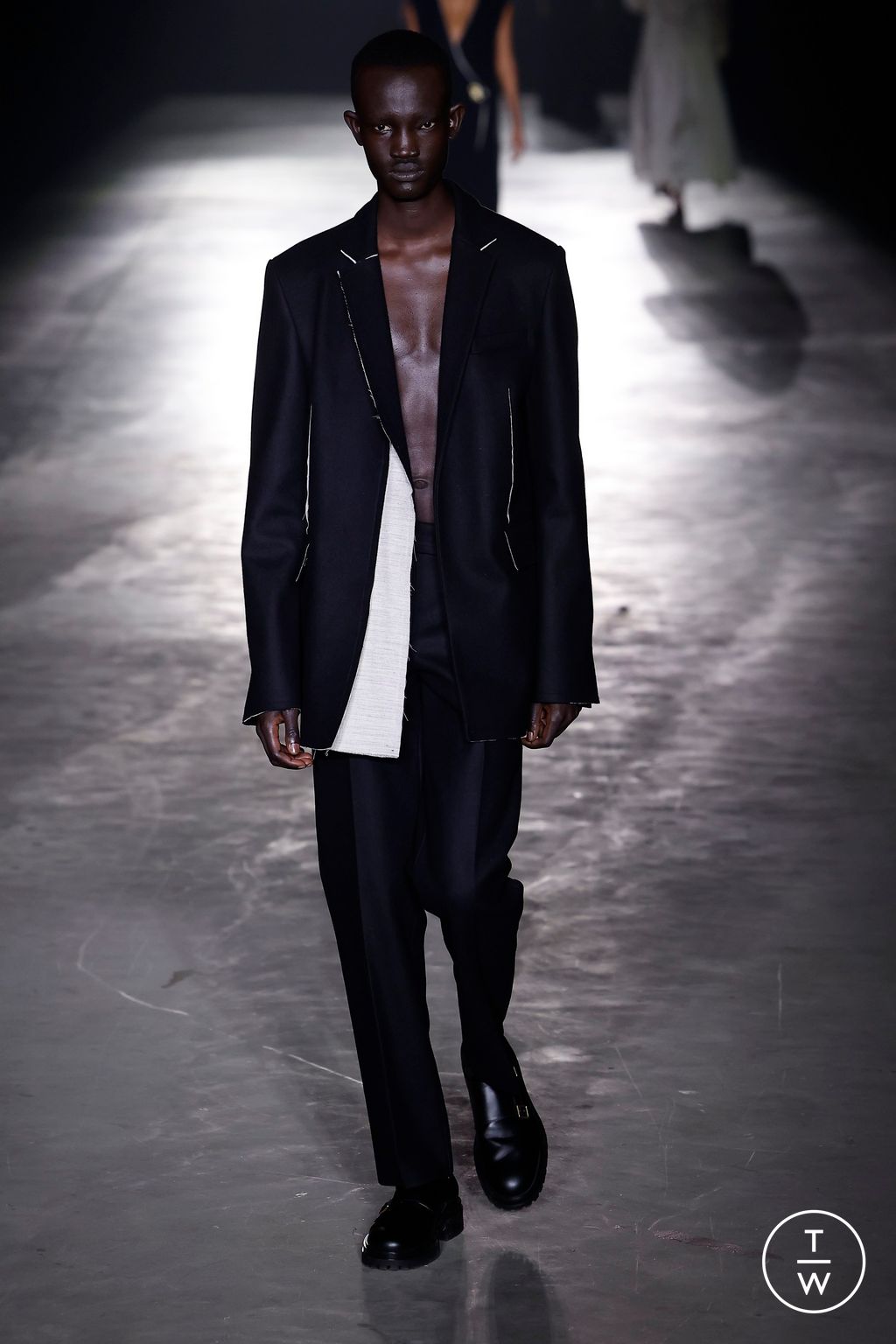 Fashion Week New York Fall/Winter 2024 look 30 from the Jason Wu collection 女装