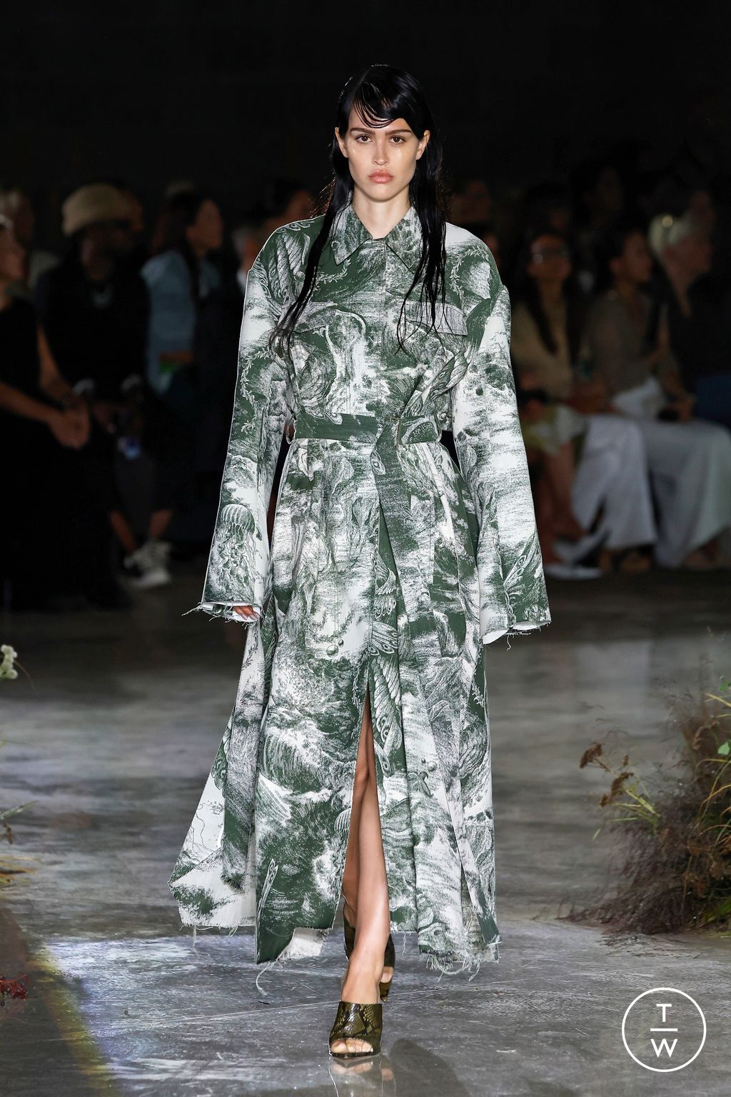 Fashion Week New York Spring/Summer 2024 look 21 from the Jason Wu collection womenswear