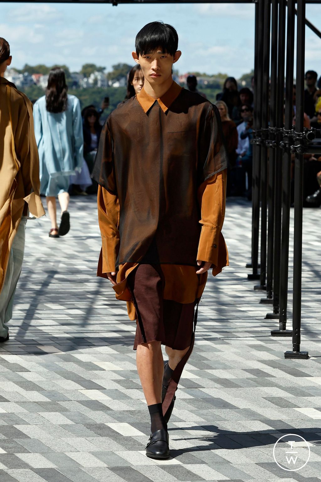 Fashion Week New York Spring-Summer 2025 look 36 from the Jason Wu collection womenswear