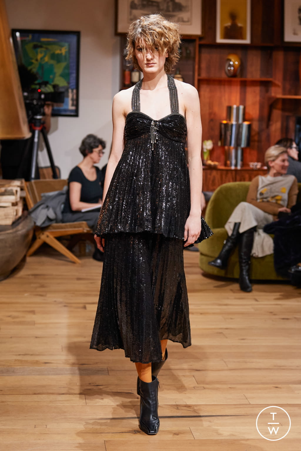 Fashion Week Paris Spring/Summer 2020 look 9 de la collection Julie de Libran couture