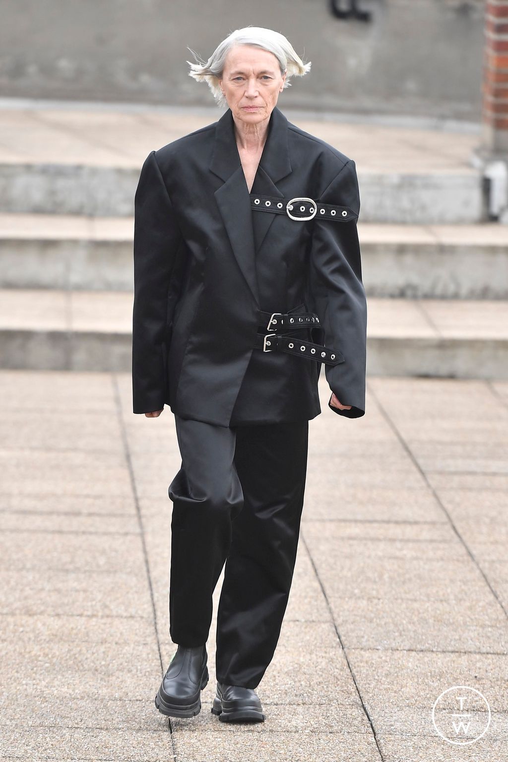 Fashion Week Paris Spring-Summer 2025 look 2 from the Jeanne Friot collection menswear