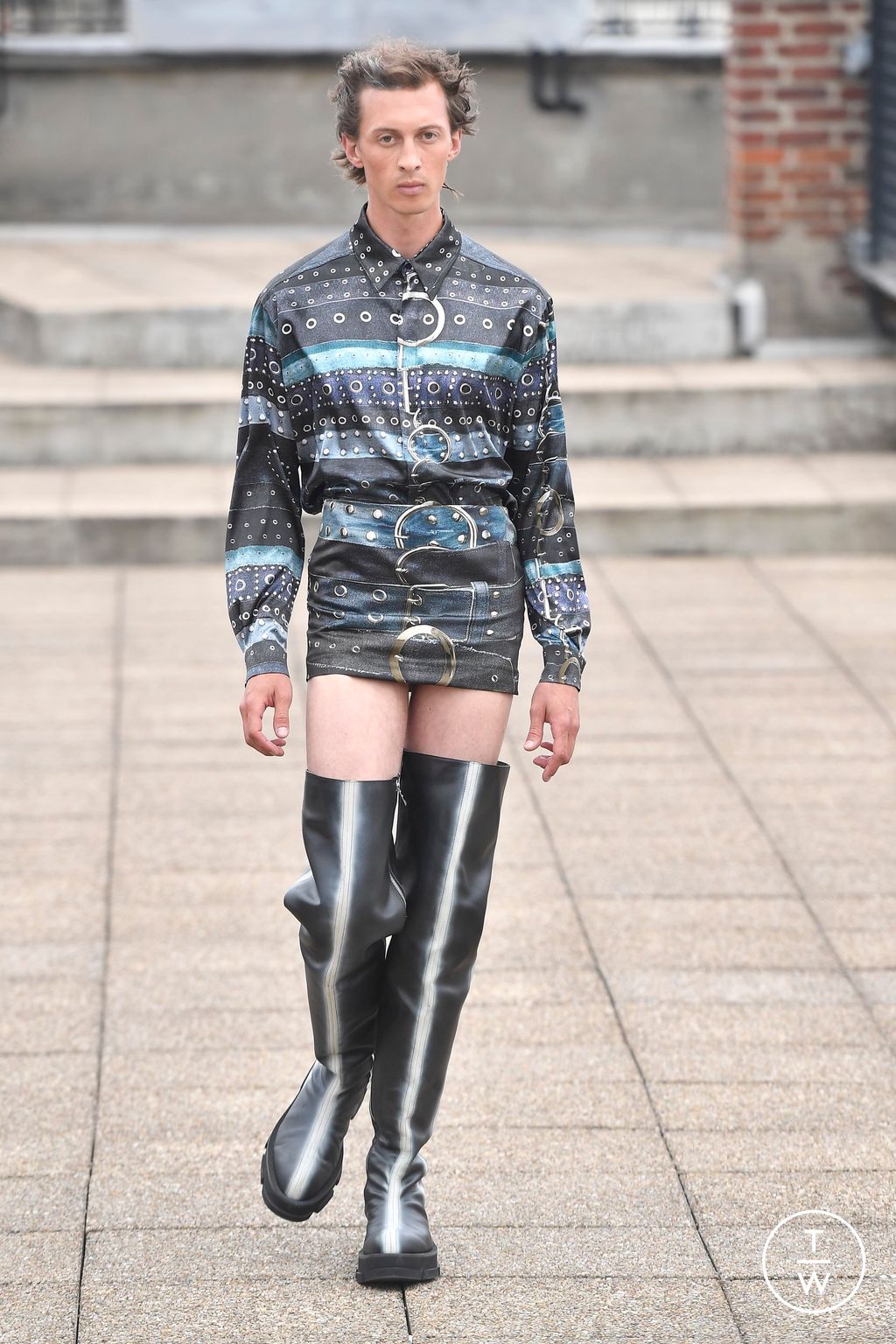 Fashion Week Paris Spring-Summer 2025 look 10 from the Jeanne Friot collection 男装